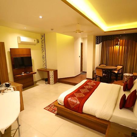 Hotel Grand Kailash,Kotdwara Экстерьер фото
