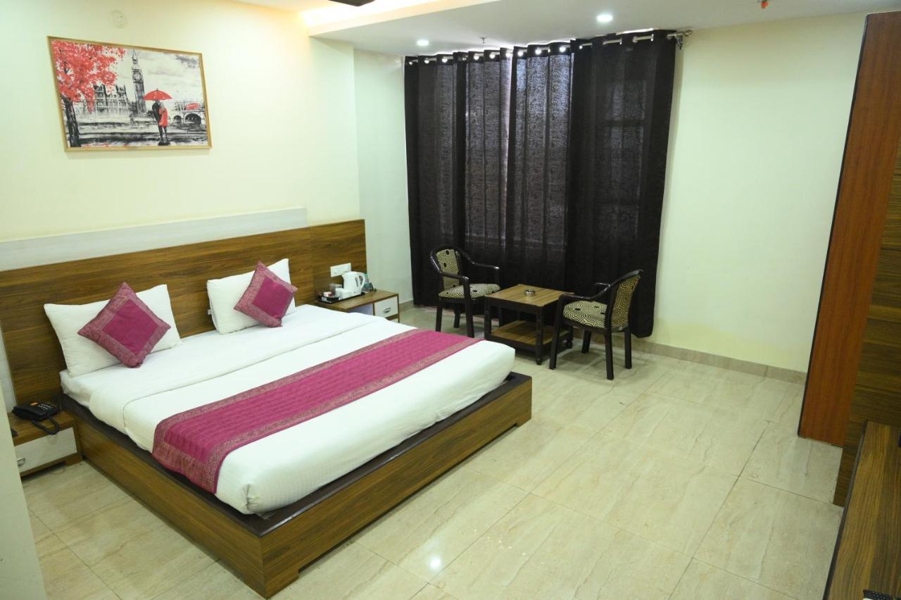 Hotel Grand Kailash,Kotdwara Экстерьер фото