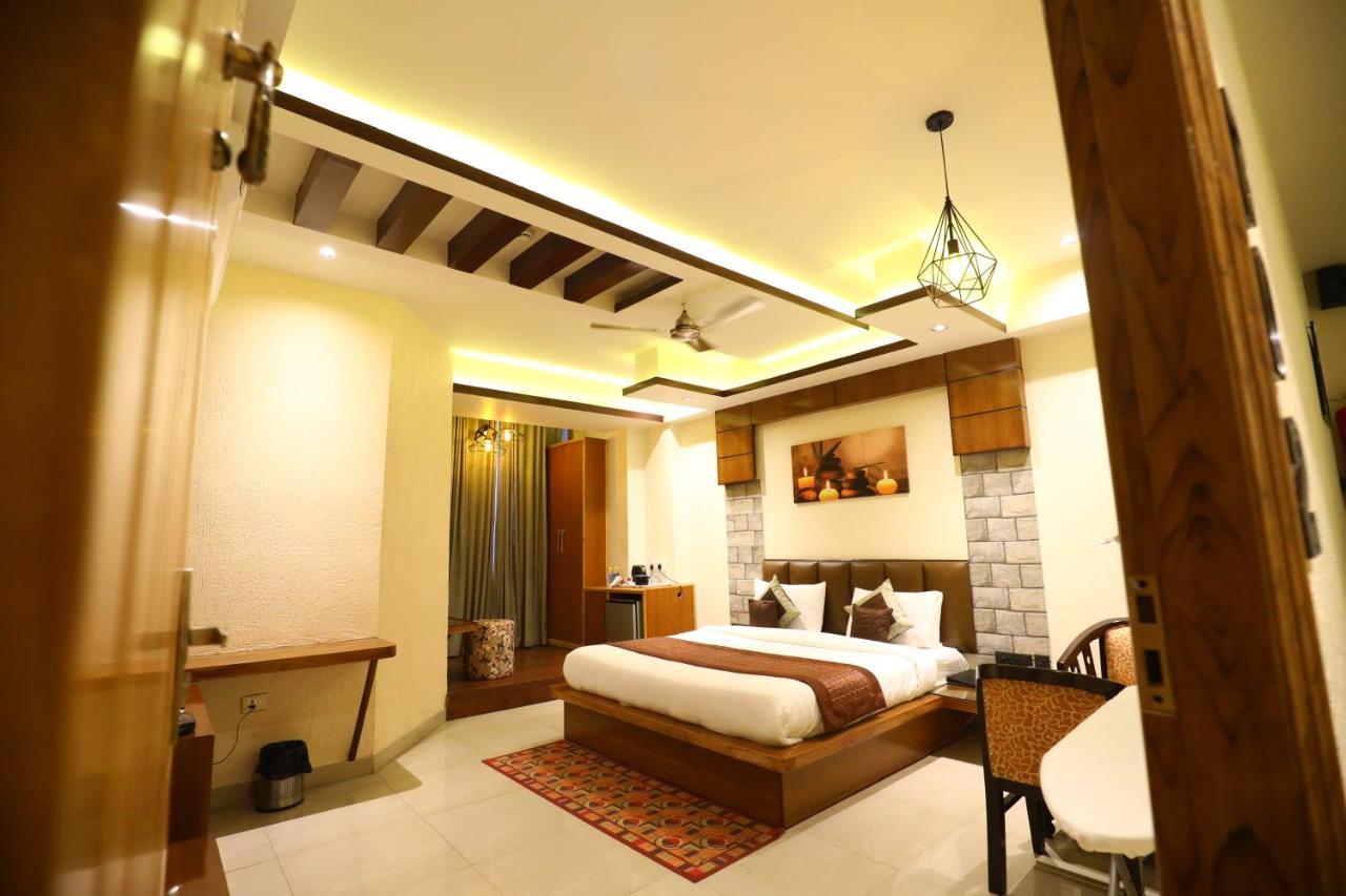 Hotel Grand Kailash,Kotdwara Экстерьер фото