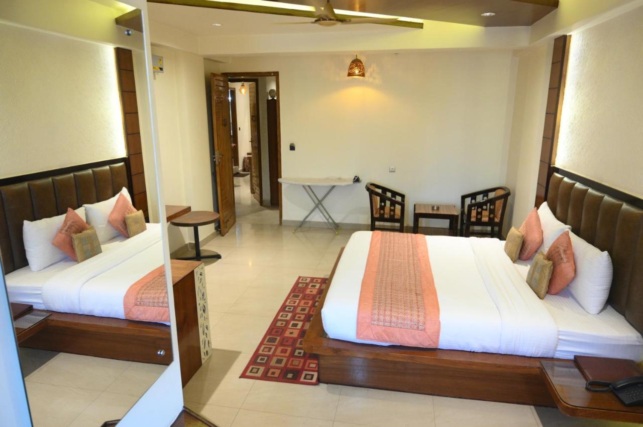 Hotel Grand Kailash,Kotdwara Экстерьер фото